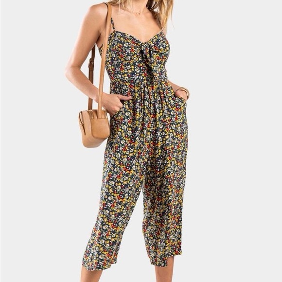 AUW Floral Jumpsuit - Picture 1 of 8